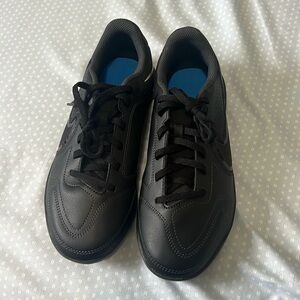 Nike Junior Legend 9 Club Shoes